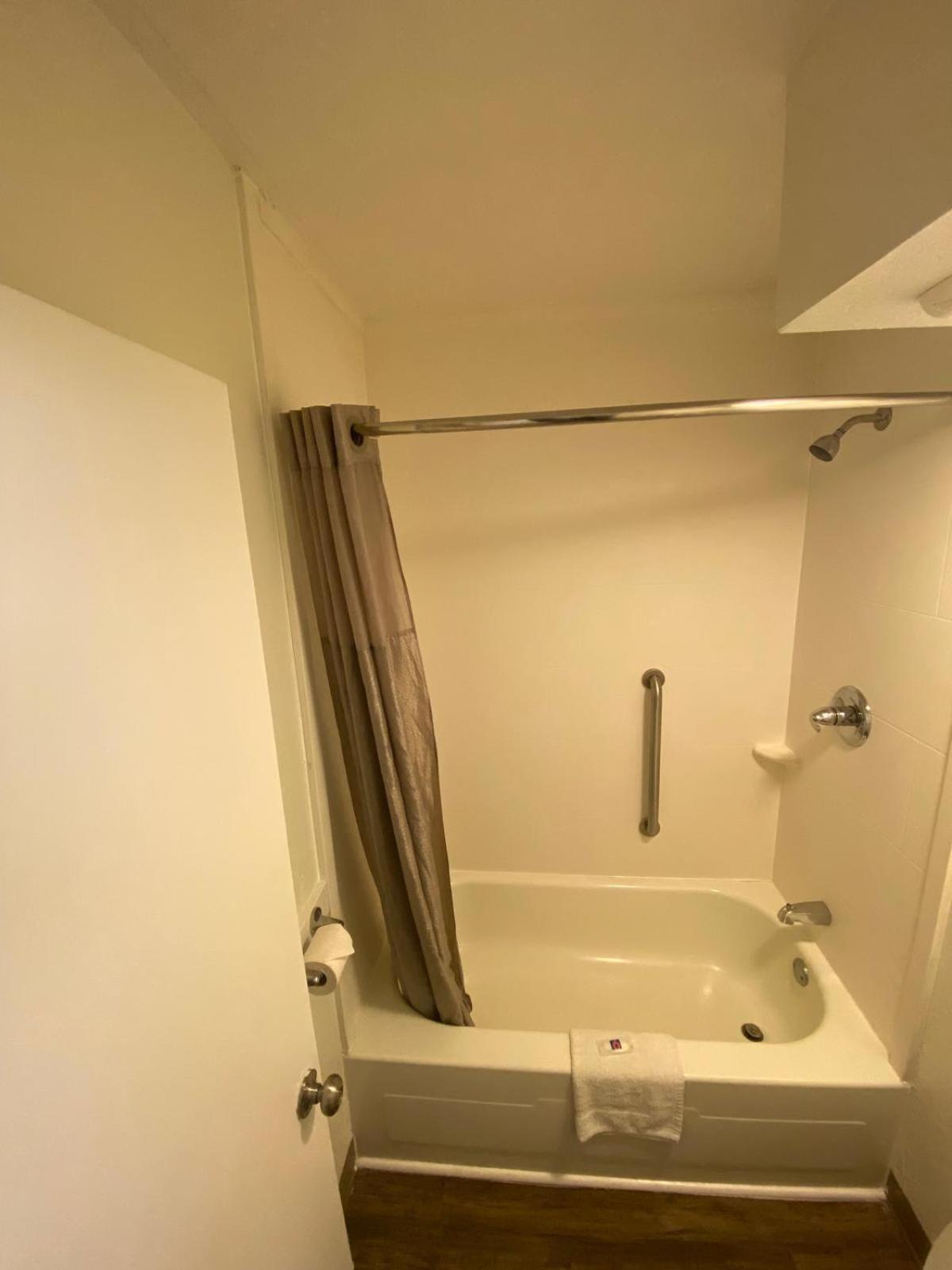 Motel 6 Manchester Tn Екстериор снимка