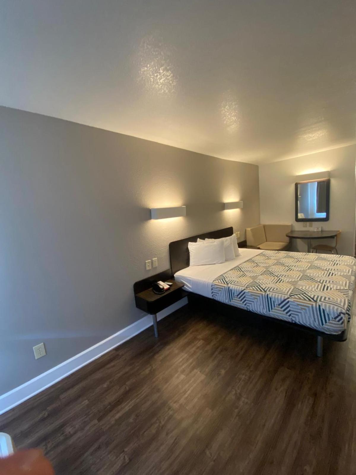 Motel 6 Manchester Tn Екстериор снимка