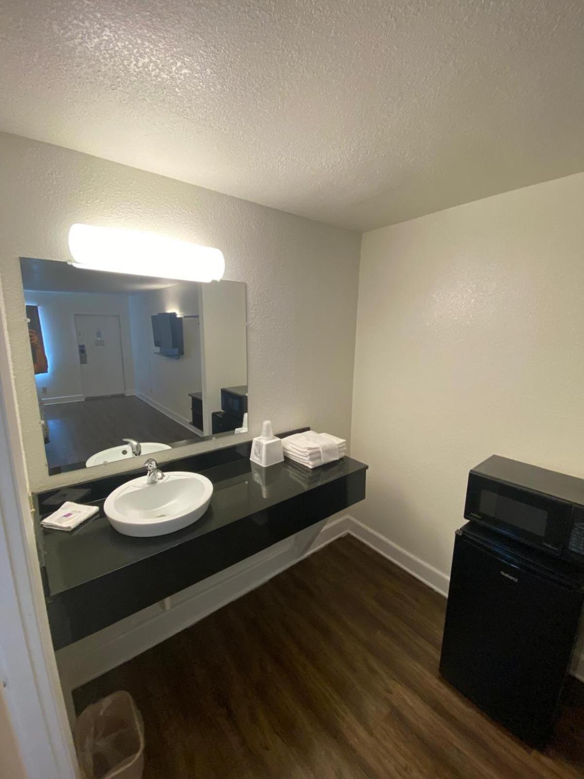 Motel 6 Manchester Tn Екстериор снимка